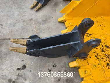SK60包边200挖斗(dou)