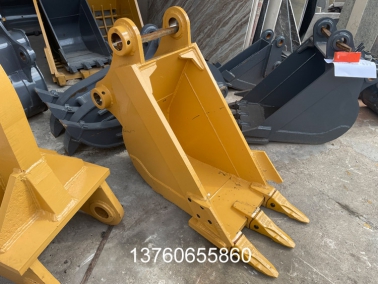 PC200包边500宽挖斗(dou)
